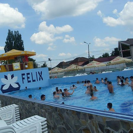 Pensiunea Beverly Hills Baile Felix Bagian luar foto